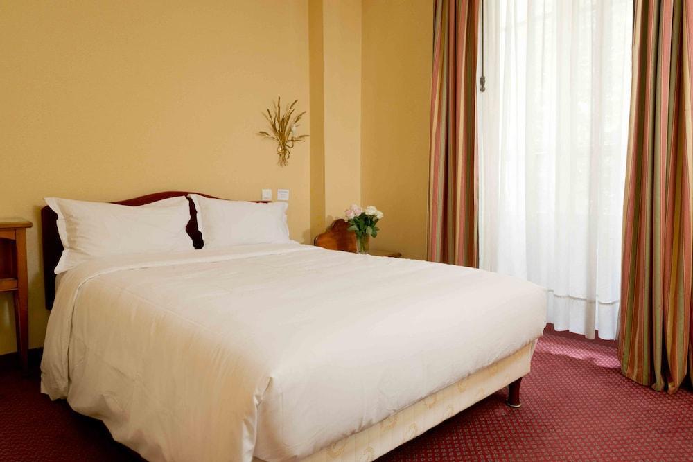 Courcelles Mederic Hotel Paris Eksteriør billede