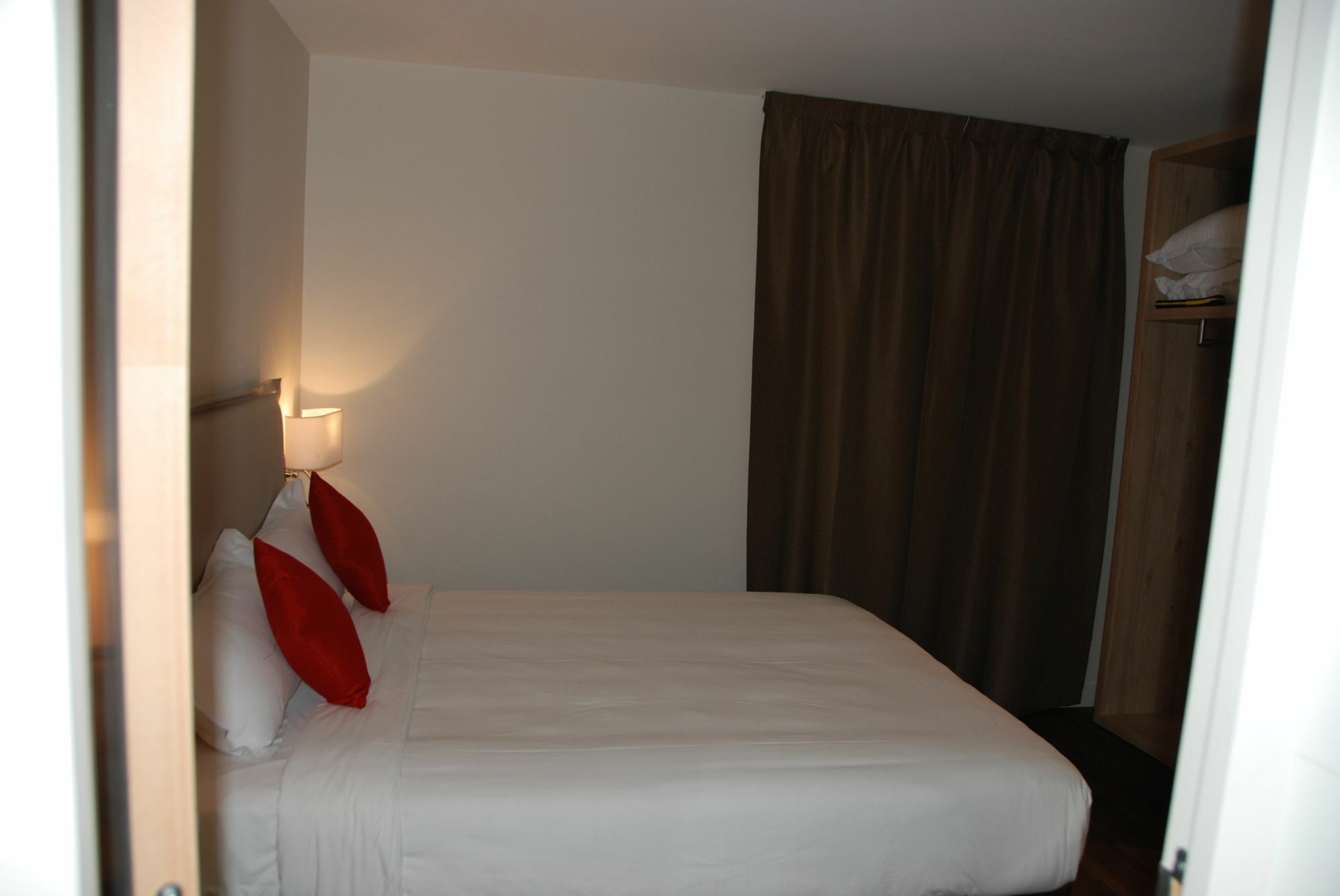 Courcelles Mederic Hotel Paris Eksteriør billede